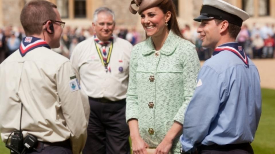 Těhotná Kate reprezentovala královskou rodinu